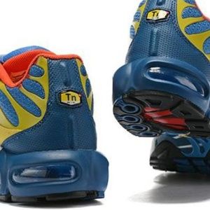 Nike air max plus sneakers